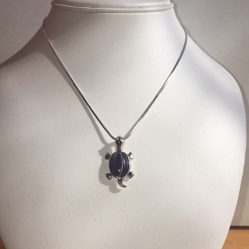 Purple stone turtle pendent & 16” Necklace